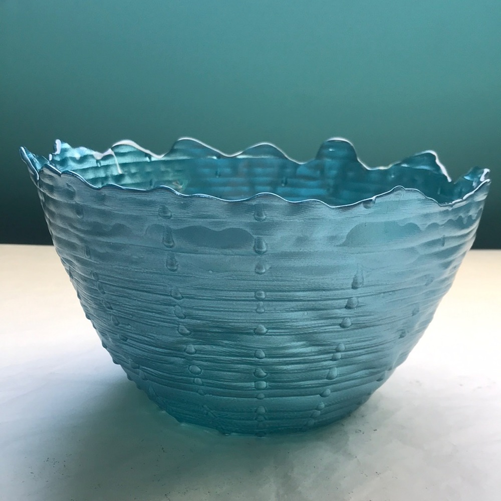 Blue frosted glass bowl/dish